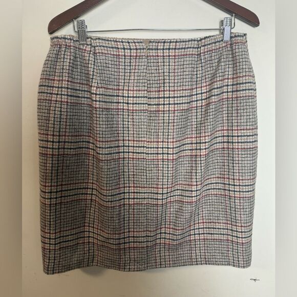 Talbots Plaid Wool Blend Straight Skirt size 14WP Tan Red Black Knee Length NWT - Picture 1 of 4